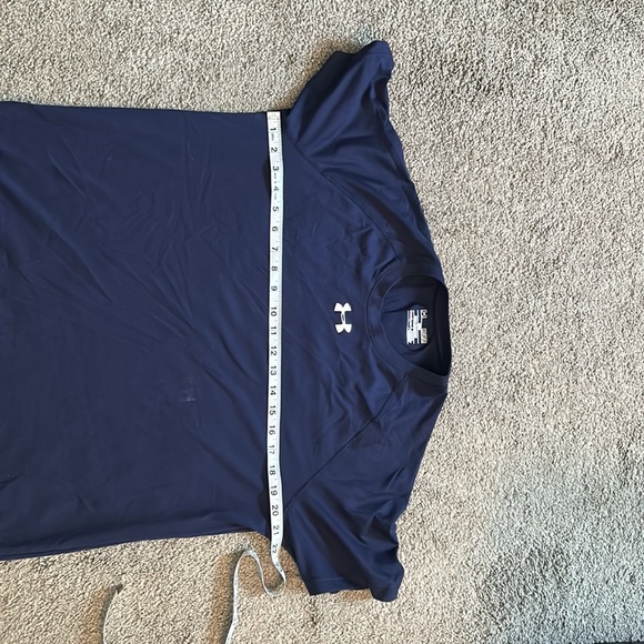 Men’s Under Armour Navy, size medium shirt - Picture 4 of 5